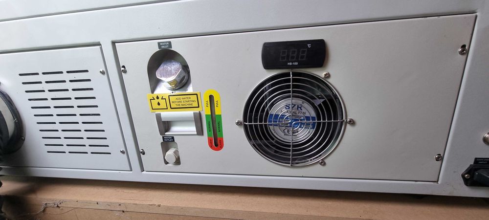 Професионален CO2 лазер AEON MIRA 7