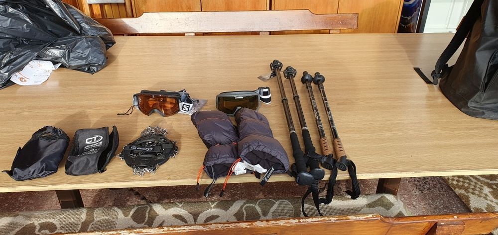 Vindem echipament ski și de drumeție pe timp de iarna