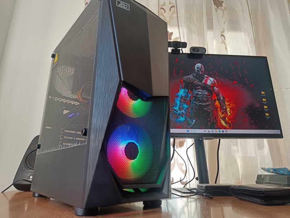 PC Unitate GAMING Ryzen 7 2700X 4.30Ghz/RX580 8GB/16GB DDR4/SSD GTA V