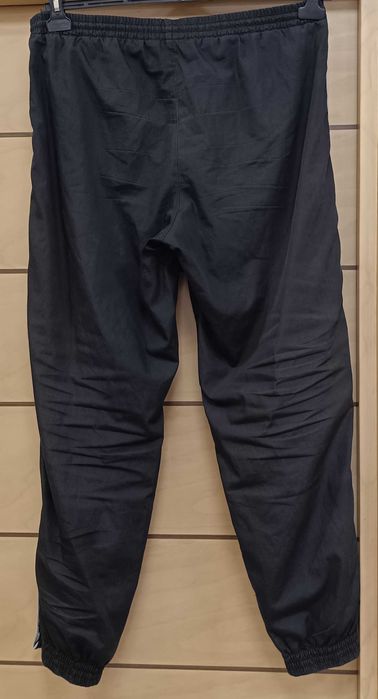 Adidas-Много Запазено