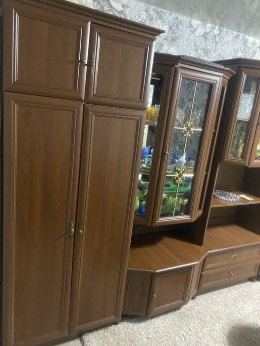 Продам стенку для гостинной