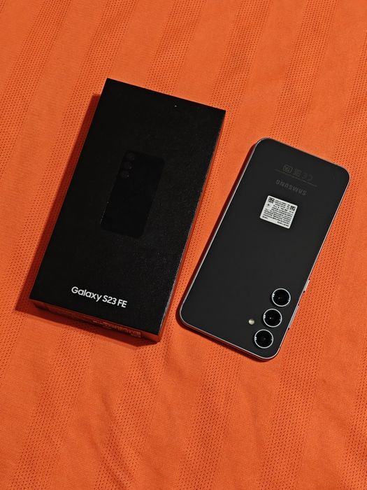 Samsung S23 FE 128 gb Ram 8 5G EAC