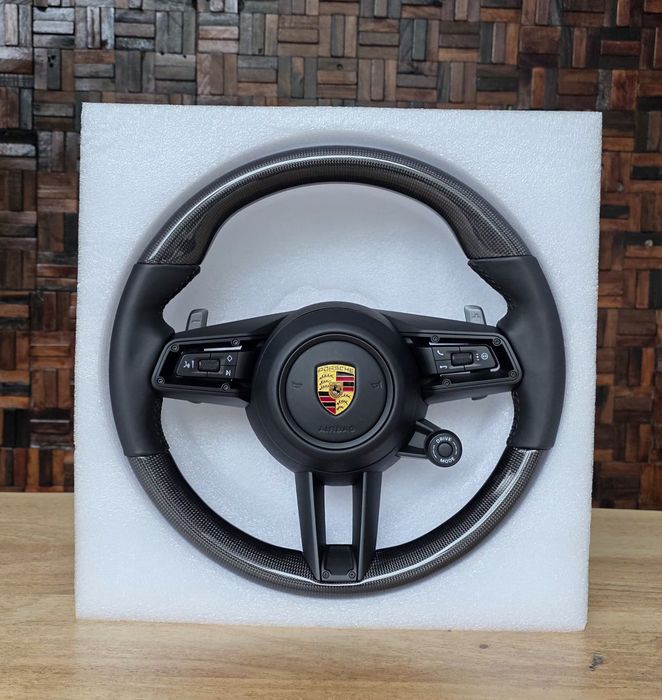 Volan Porsche nou compatibil Panamera /Cayenne/991/Macan/Boxter/ Cayma