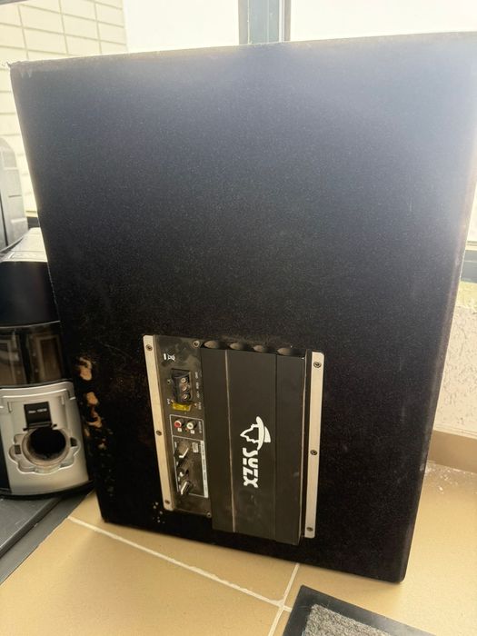 Продам активный Сабвуфер