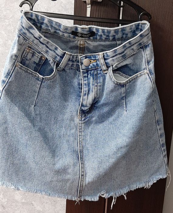 Юбки кожзам и джинсовая размер S