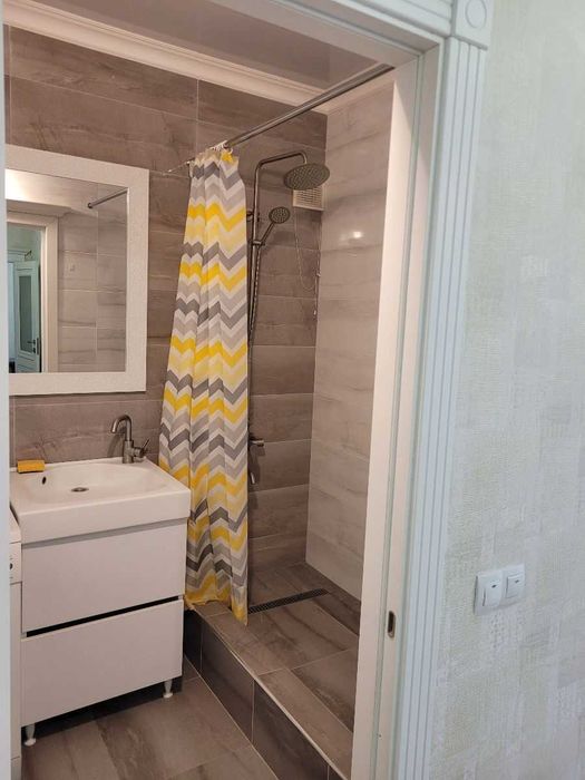 Дава се под наем Двустаен апартамент в София, Център - 50 кв.м за 350 € - Снимка #3