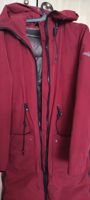 Продам пуховик женский