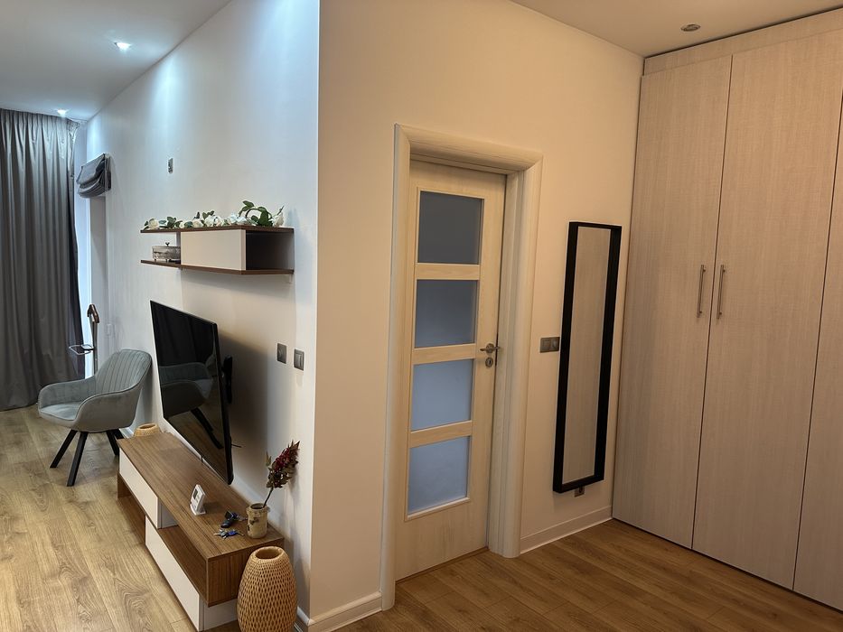 Garsoniera moderna cu balcon Bloc nou 51 m2 direct propietar