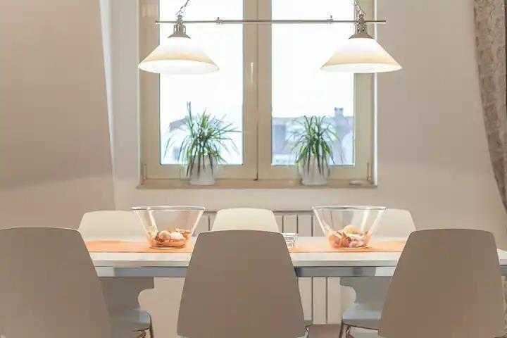 Дава се под наем Тристаен апартамент в Пловдив, Каменица 1 - 98 кв.м за 428.4 € - Снимка #8