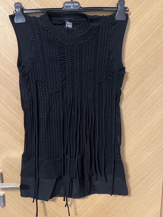 Блуза без ръкав