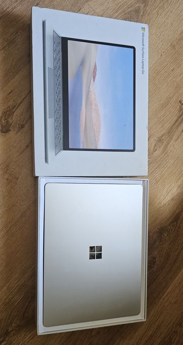Microsoft surface laptop Go- defect