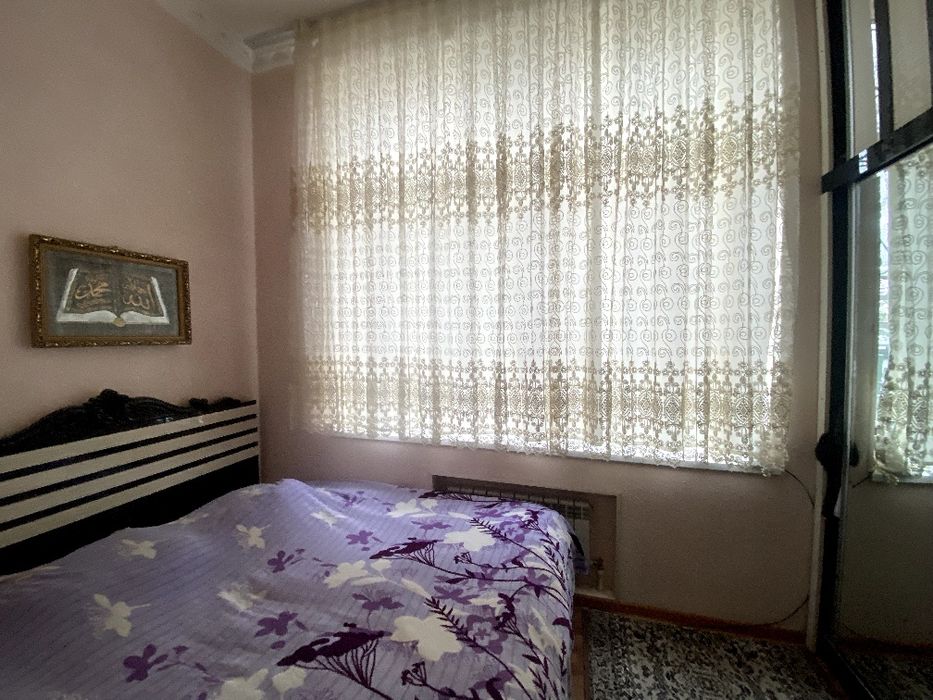 Чирчик тройцк В.Хайдаров кучасида 3 хонали уй  срочна сотилади