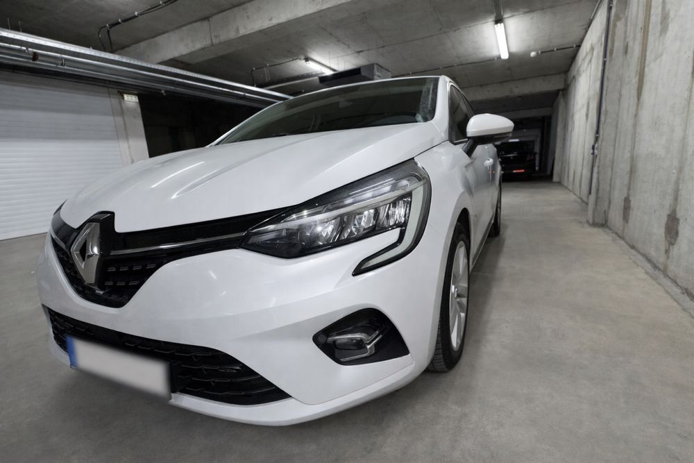 Se vinde Renault Clio, mașină personală