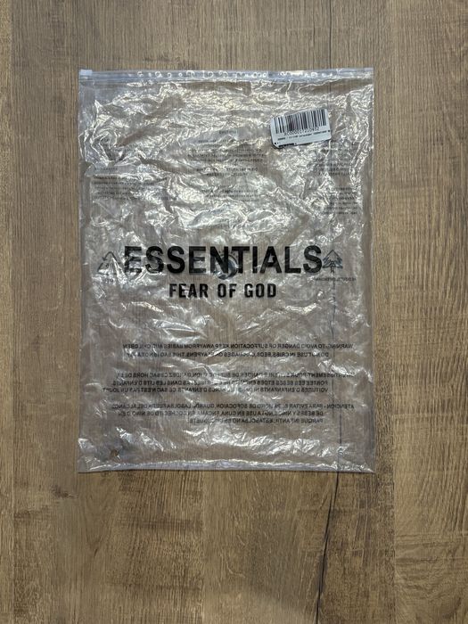 Къси шорти Essentials