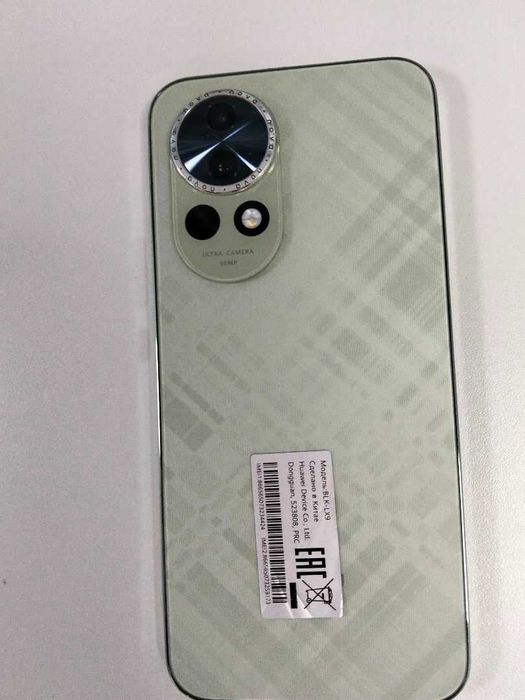HUAWEI  Nova     13
