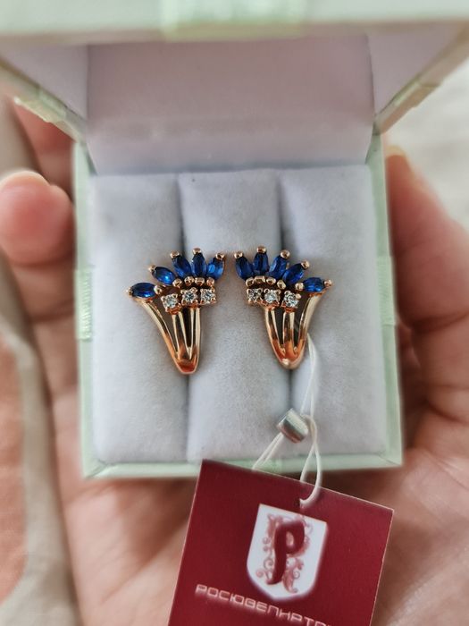 Золотые сапфировые серьги 585 пробы