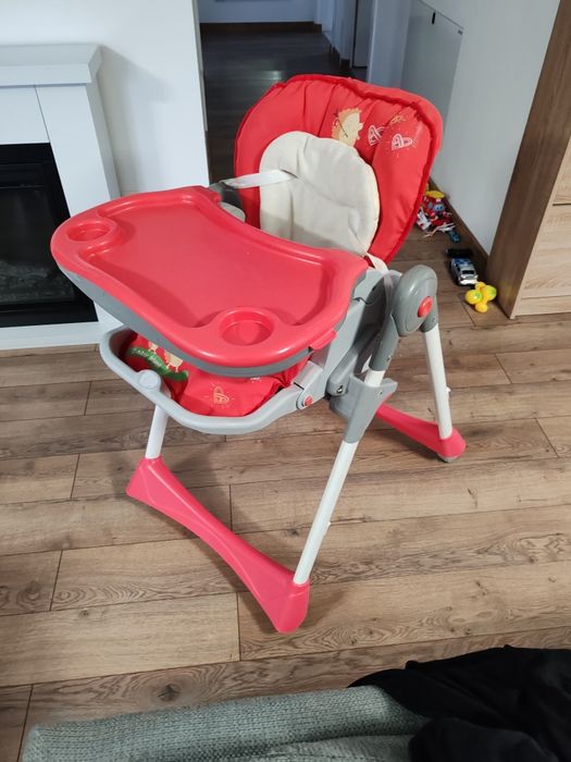 Scaun de luat masa pentru copii