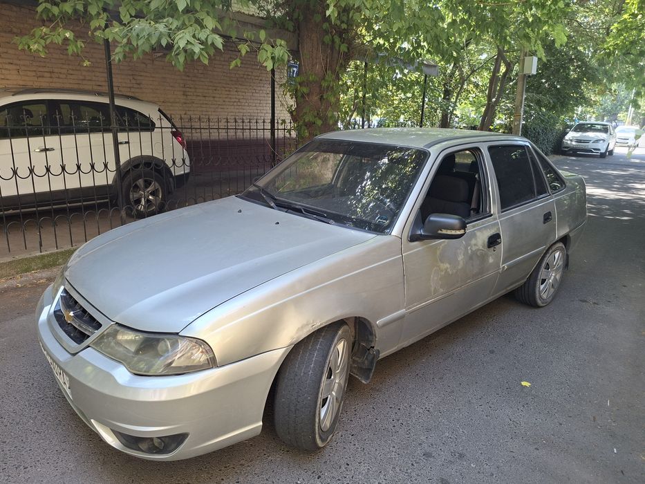 Neksya 2008 yil gaz