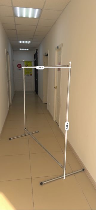 Стойка для бутика 8500