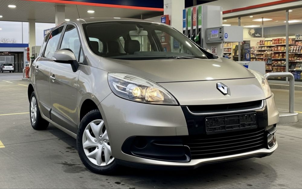 Renault Scenic 1,5 DCi 110 CP 2013
