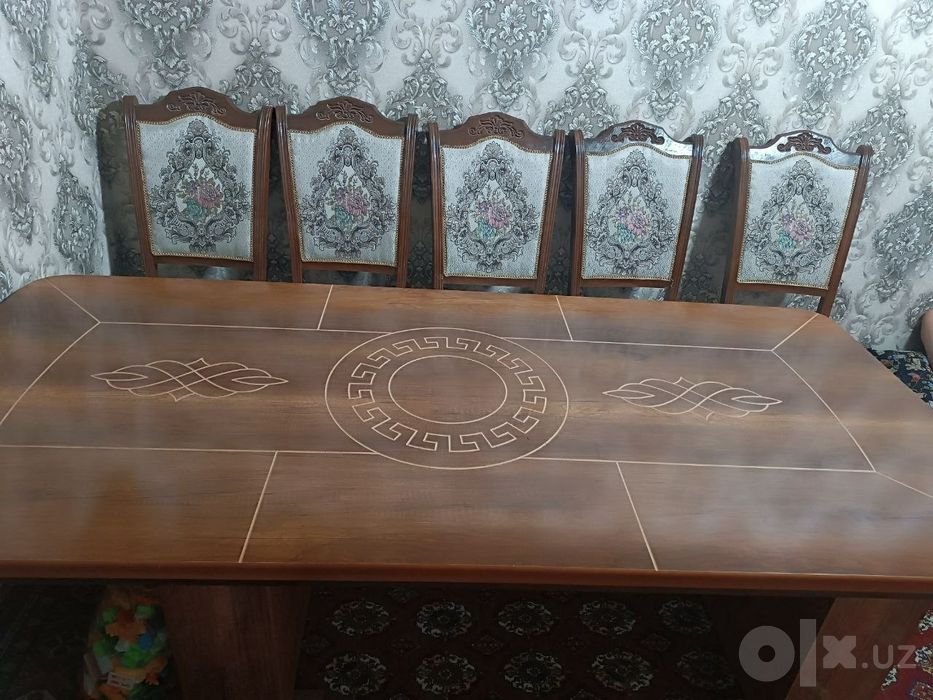 стол стуллар сотилади