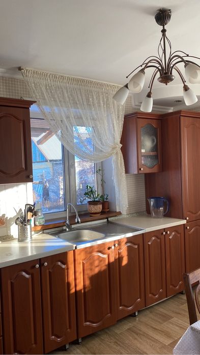 Продам шпальный дом