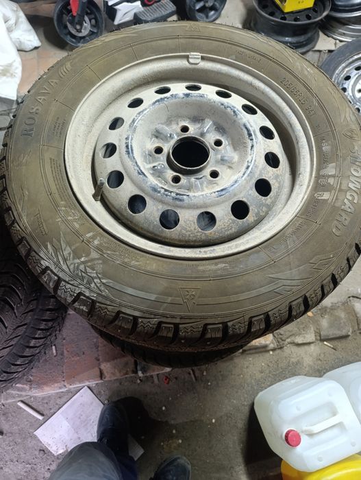 Зимние колеса в сборе