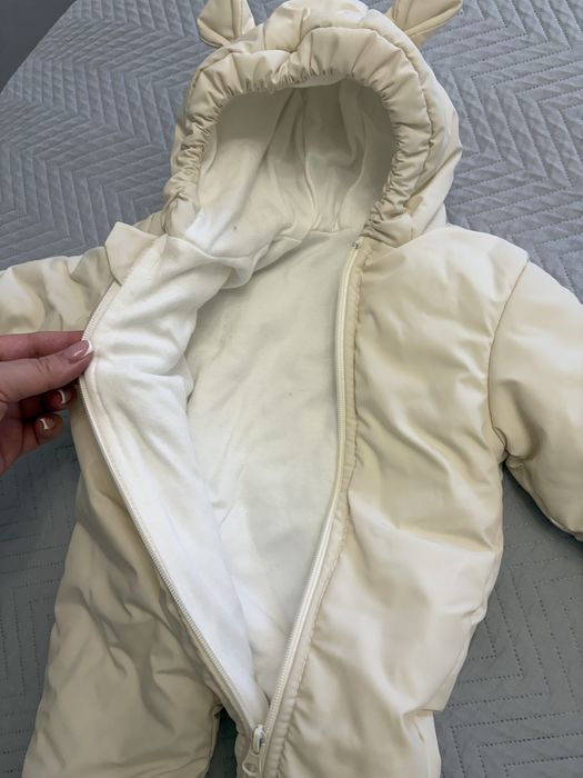 Продам новый конверт с комбезом на выписку