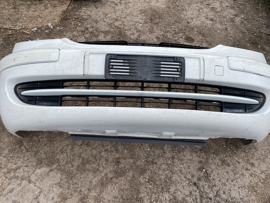 Предна  броня за Citroen C8