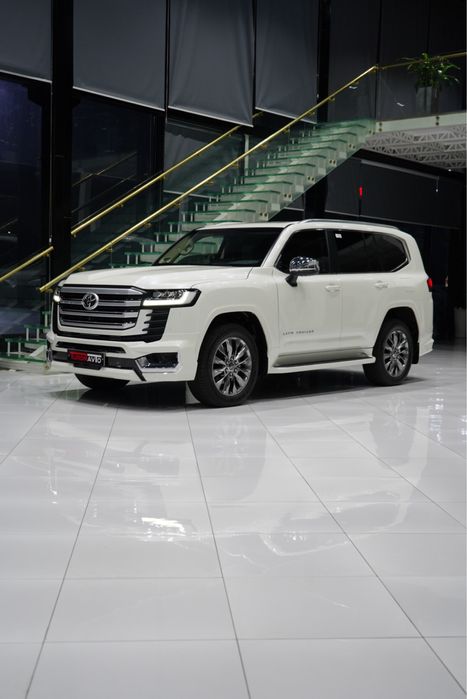 Toyota LC300 в Ташкенте