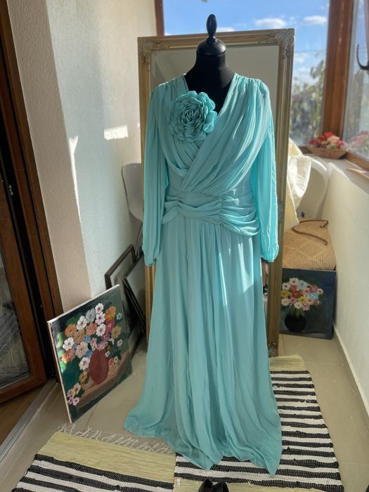 Rochie turcoaz deosebita