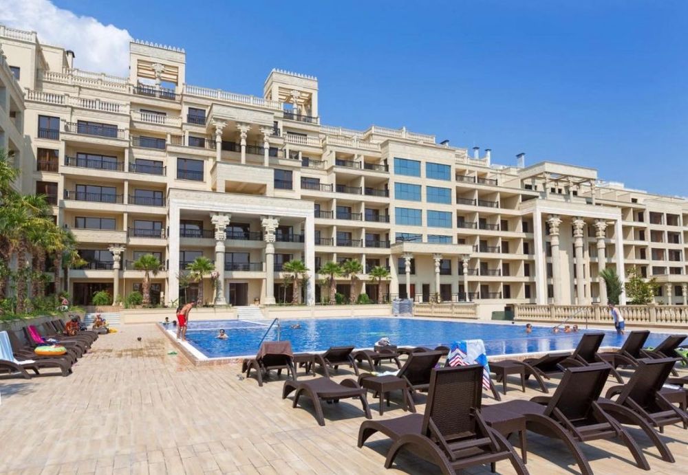 Продава се Тристаен апартамент в к.к. Златни пясъци - 113 кв.м за 2450 €/кв.м - Снимка #14