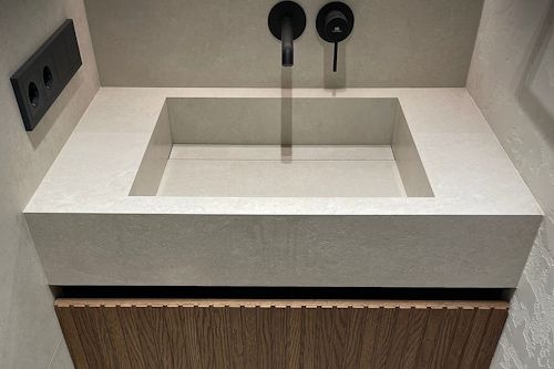 Раковина из керамогранита