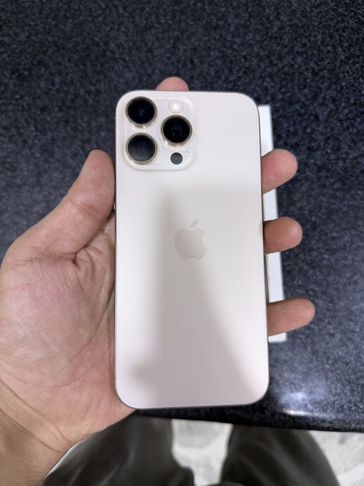 iphone 16 pro max pamit 256g holati zor oynasida bor oqip qlila