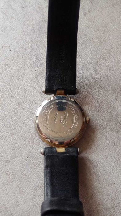 часы наручные omax