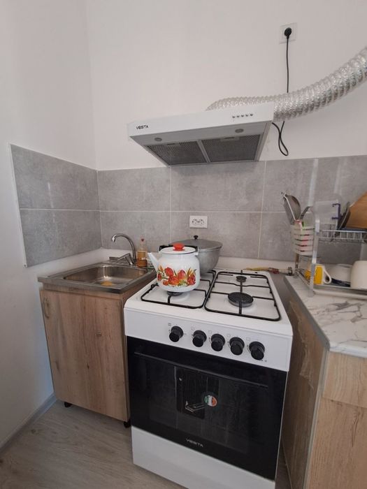 Bektemir iqbol mahala yeng domladan 1 xonali kv 35 metr kvadrat