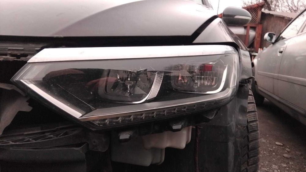 Dezmembrez Volkswagen Passat B8 an 2015