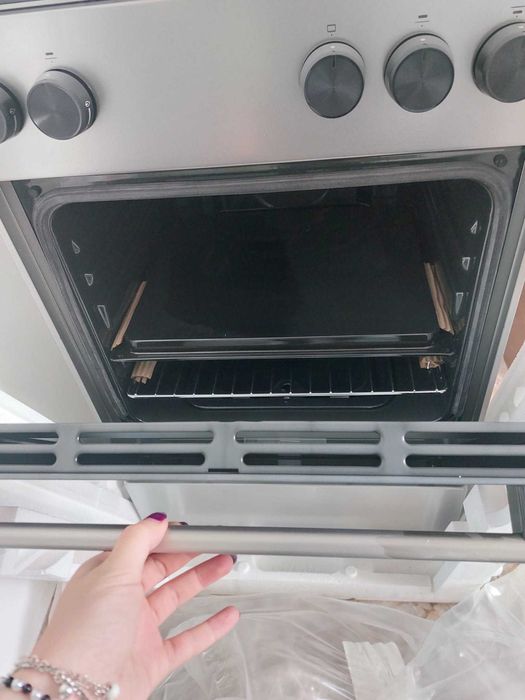 Aragaz Gorenje, 4 arzătoare gaz, Gri/Inox - NOU/SIGILAT