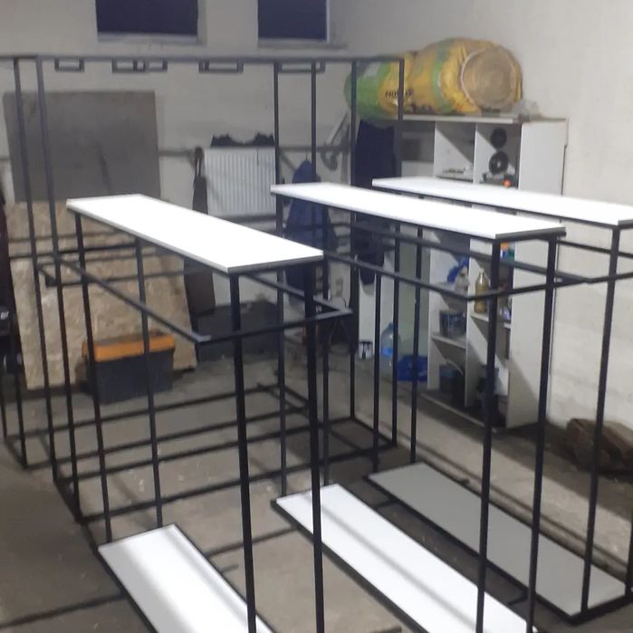 Полки из металла