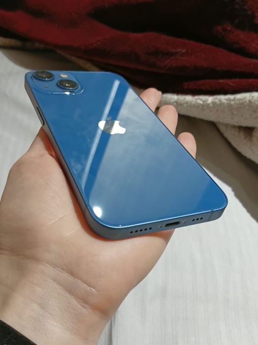 iPhone 13 2023года 128Г