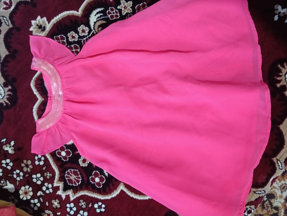 Rochie roz, copii 2-3 ani.