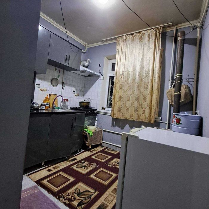 Широткада 2 хонали квартира сотилади