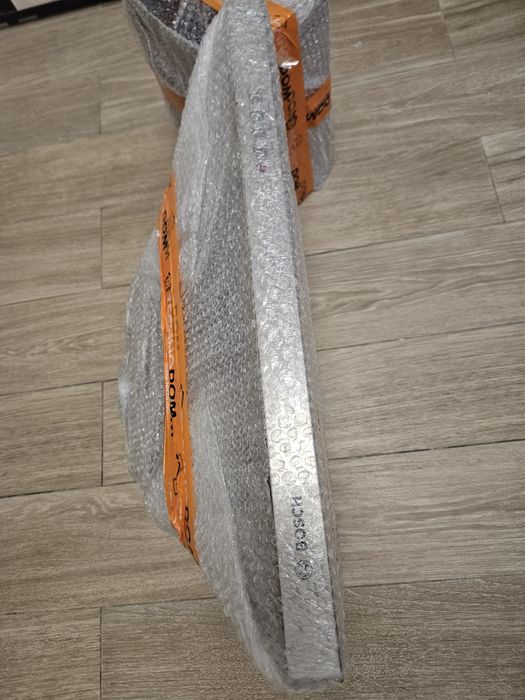 Продам вытяжку Bosch новую