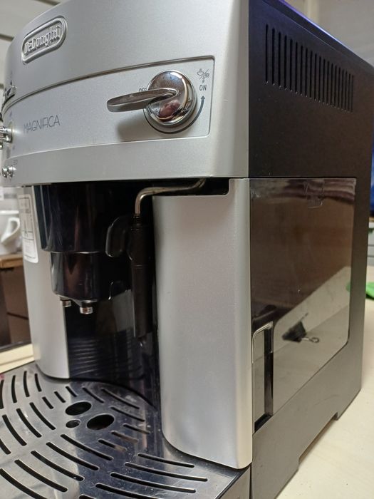 Espressor Delonghi Magnifica