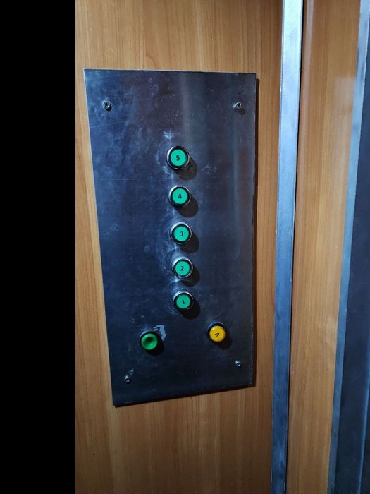 Urganch 2 xonali Kvartira ijaraga beriladi oilali oquratni insonga