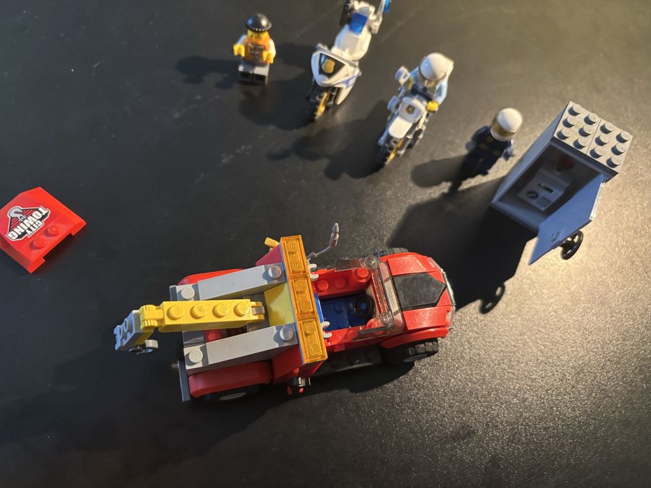 lego city 60137.
