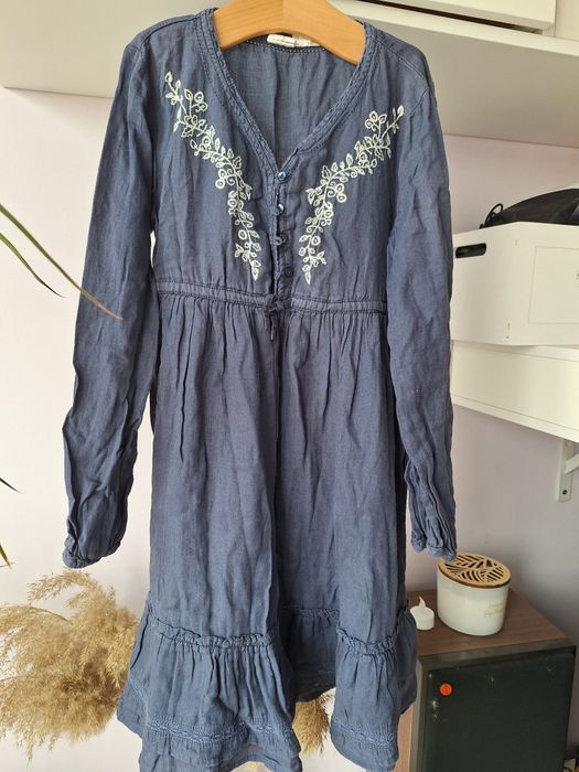 Лот детски рокли 134