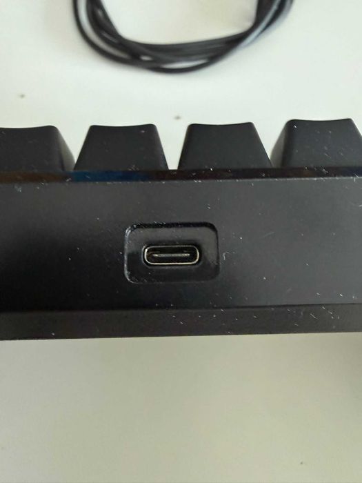 Tastatura mecanica gaming red switches, cu rgb