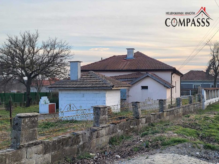 Продава се Къща в с. Смолница, Област Добрич - 90 кв.м за 708 €/кв.м - Снимка #16