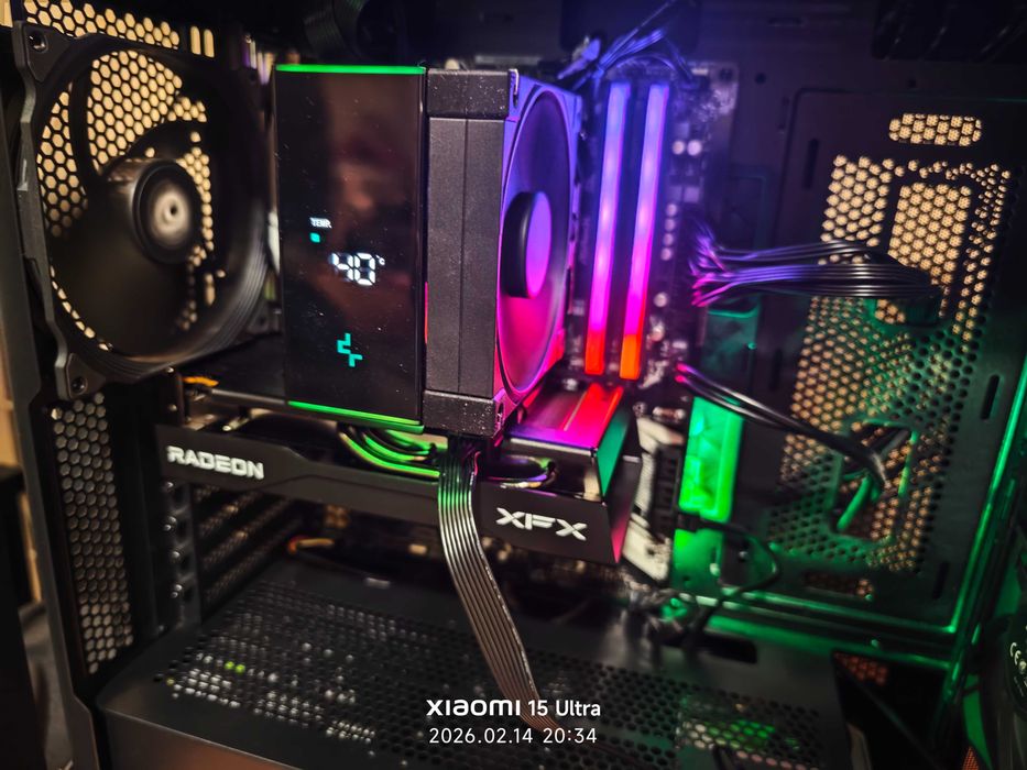 Геймърски компютър B550 / AMD Ryzen 7 5700 / 16GB DDR4 / 1TB SSD / 1TB HDD / XFX Radeon RX 9060 8GB